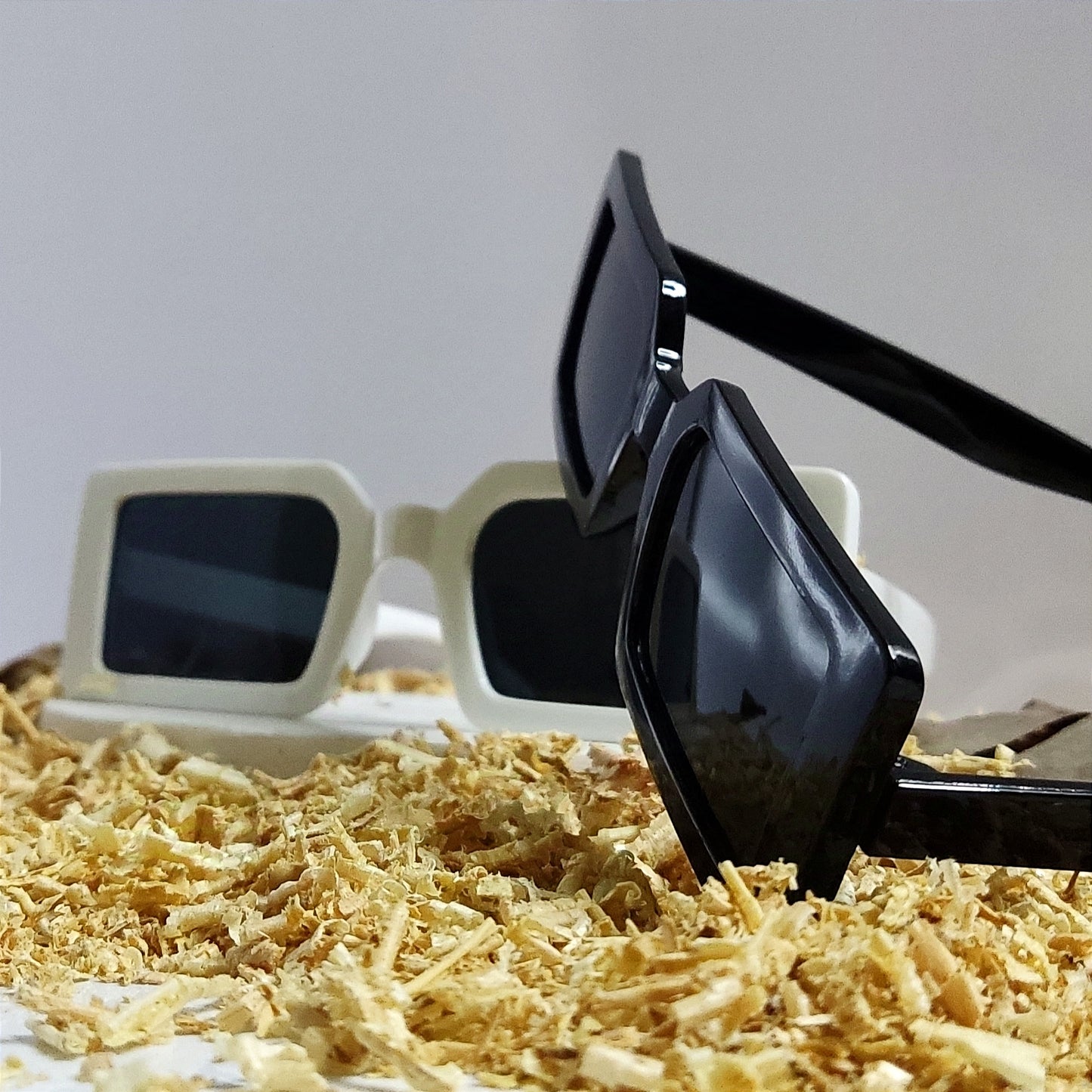 Unisex - Retro Rectangle White