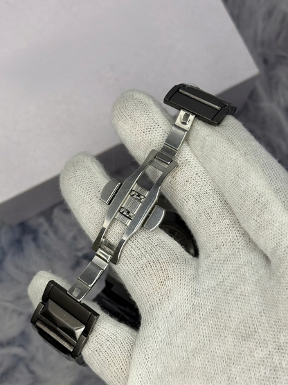Hublot diamond cut black dial Watch