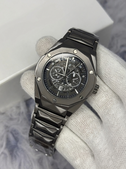 Hublot diamond cut black dial Watch